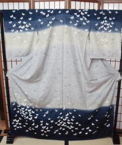 訪問服 ”游”